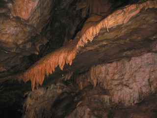 Najpozoruhodnej sintrov tvar v Bystrianskej jaskyni - Veľk baldachn...